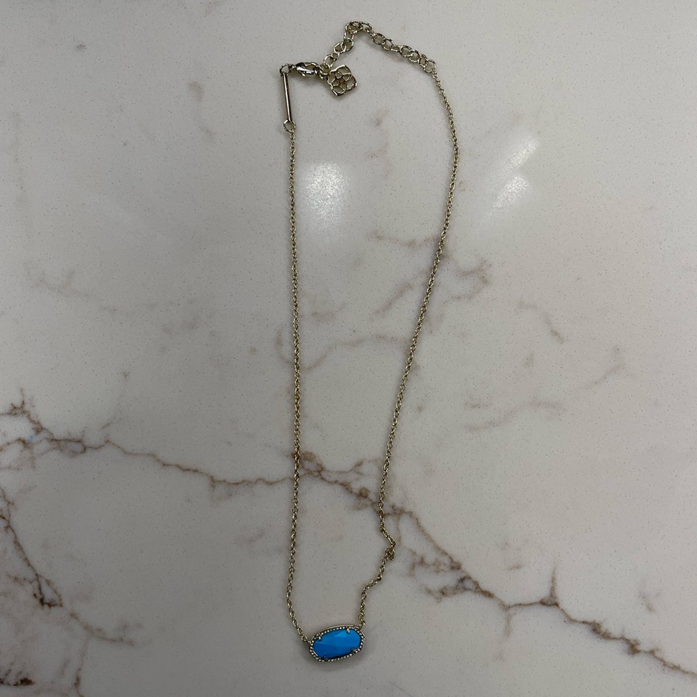 Blue Kendra Scott necklace